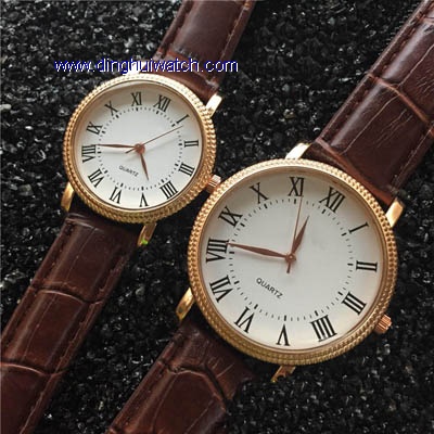 Fashion lover watch with Roman numerals and pu strap Fashion lover watch with Roman numerals and pu strap
